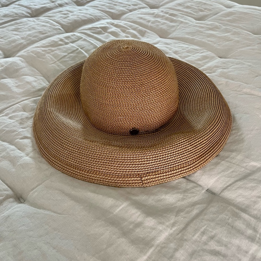 Eric Javits Tan Straw Wide Brim Sun Hat - Picture 2 of 12